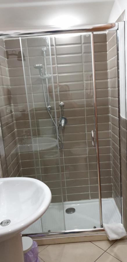 לינה וארוחת בוקר טאורמינה Iriss מראה חיצוני תמונה